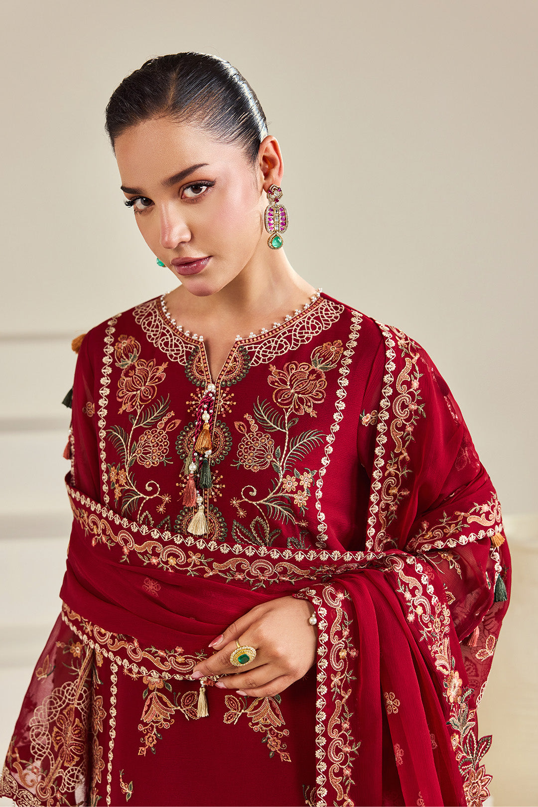 AF-DHG-5053-Suraira