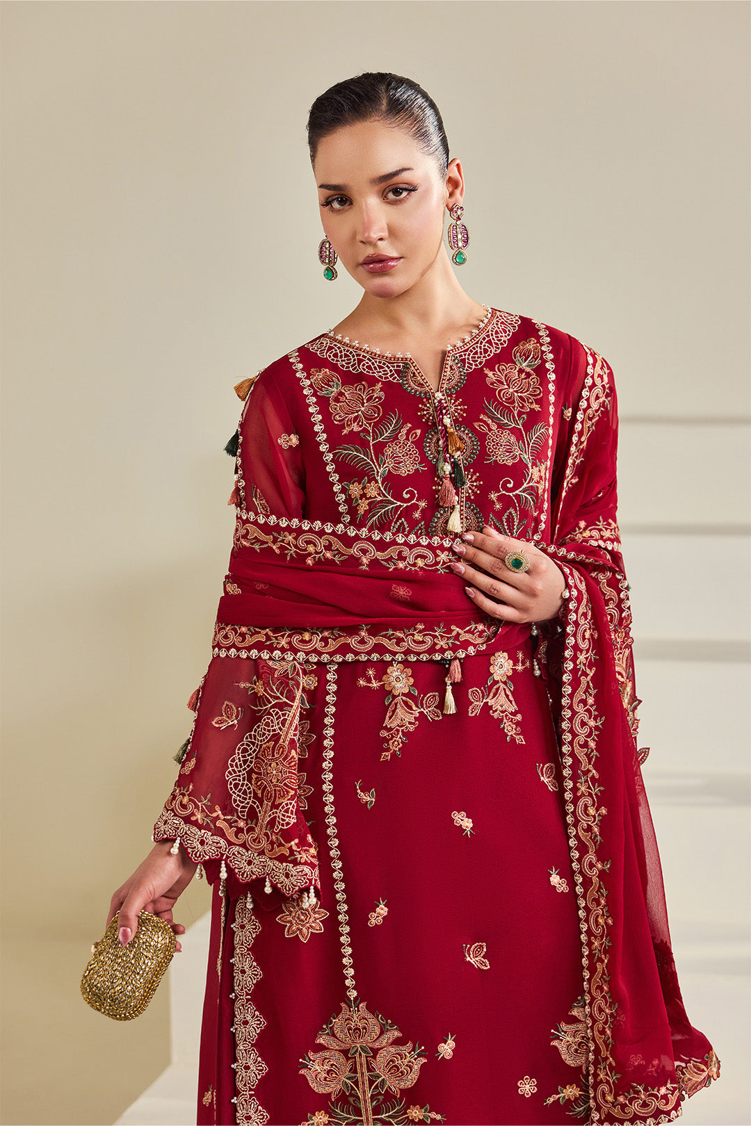 AF-DHG-5053-Suraira