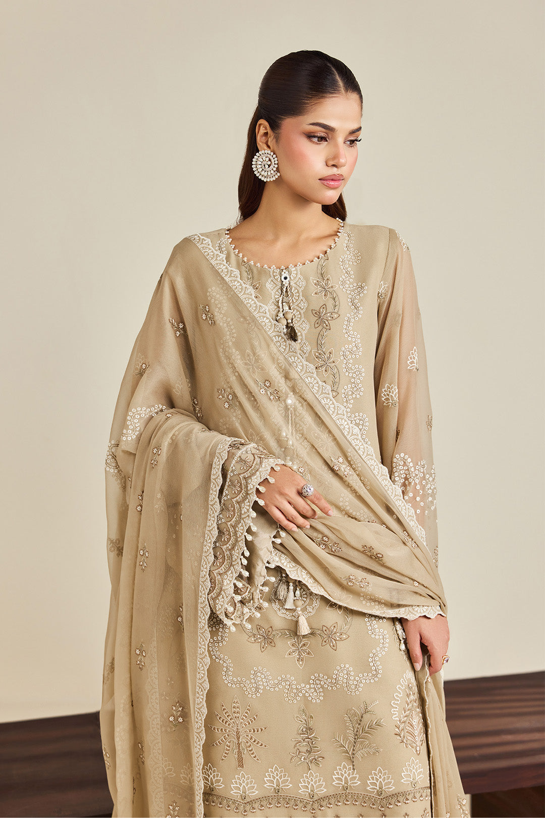 AF-DHG-5051-Azeen