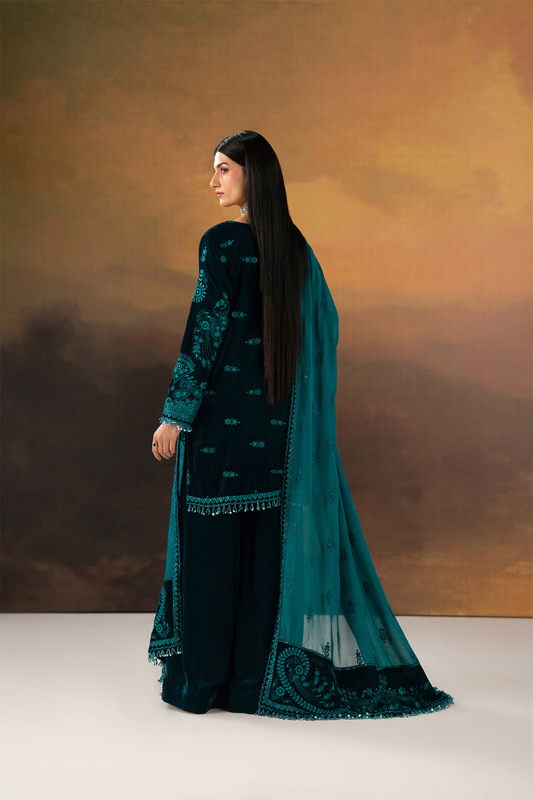 AF-VLT-2285-Kaneez