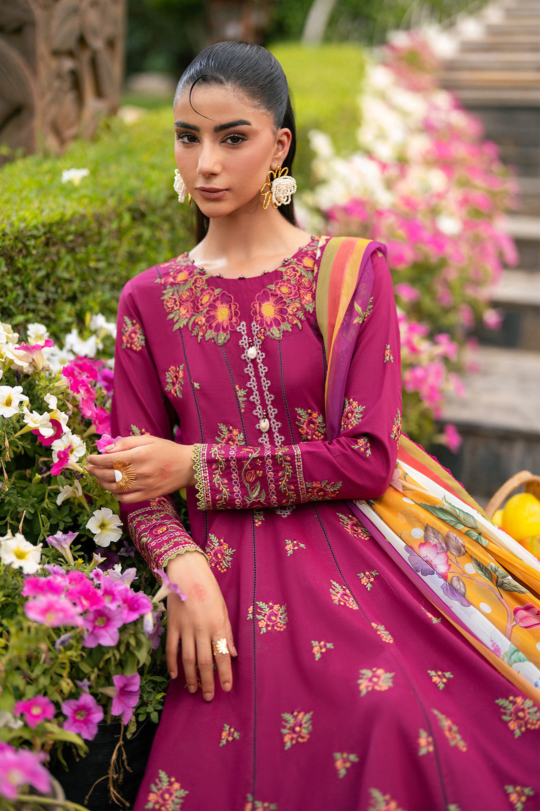 AF-EL-7070-Riya