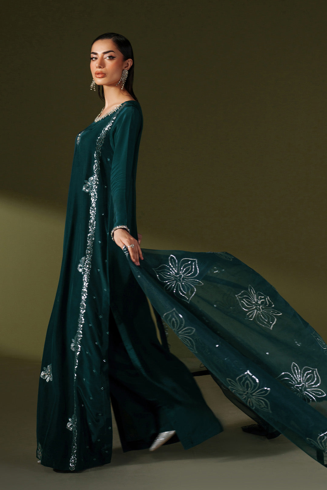 Embroidered & Handmade Slub - RTW1037