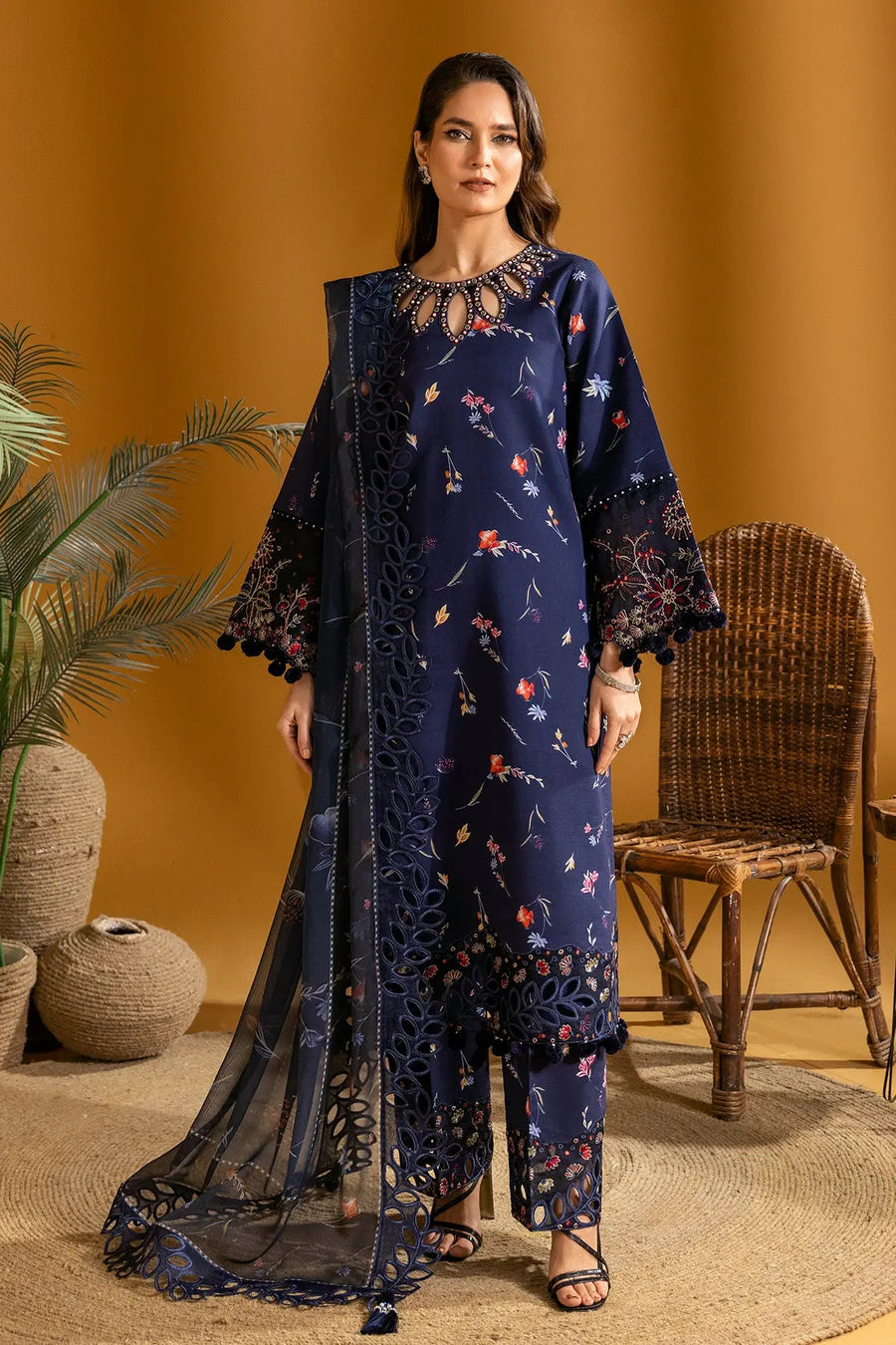 Afrozeh Shaista Pakistani Luxury Net Dress main image 0